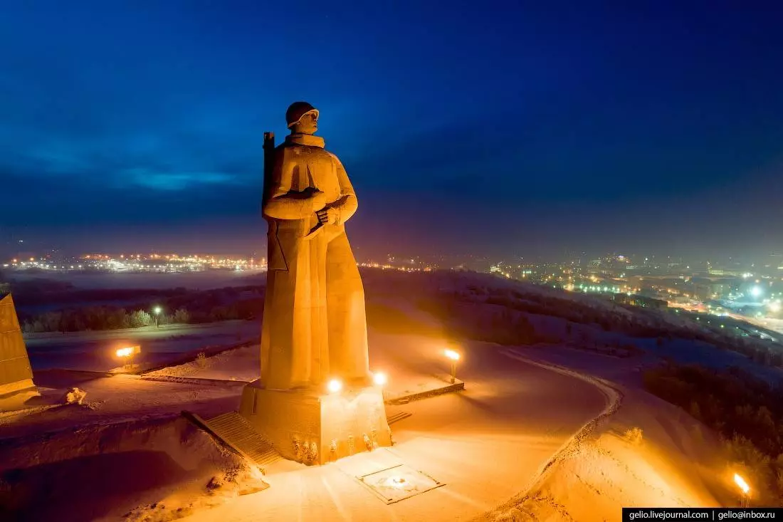 Мурманск с высоты: столица заполярья и город моряков