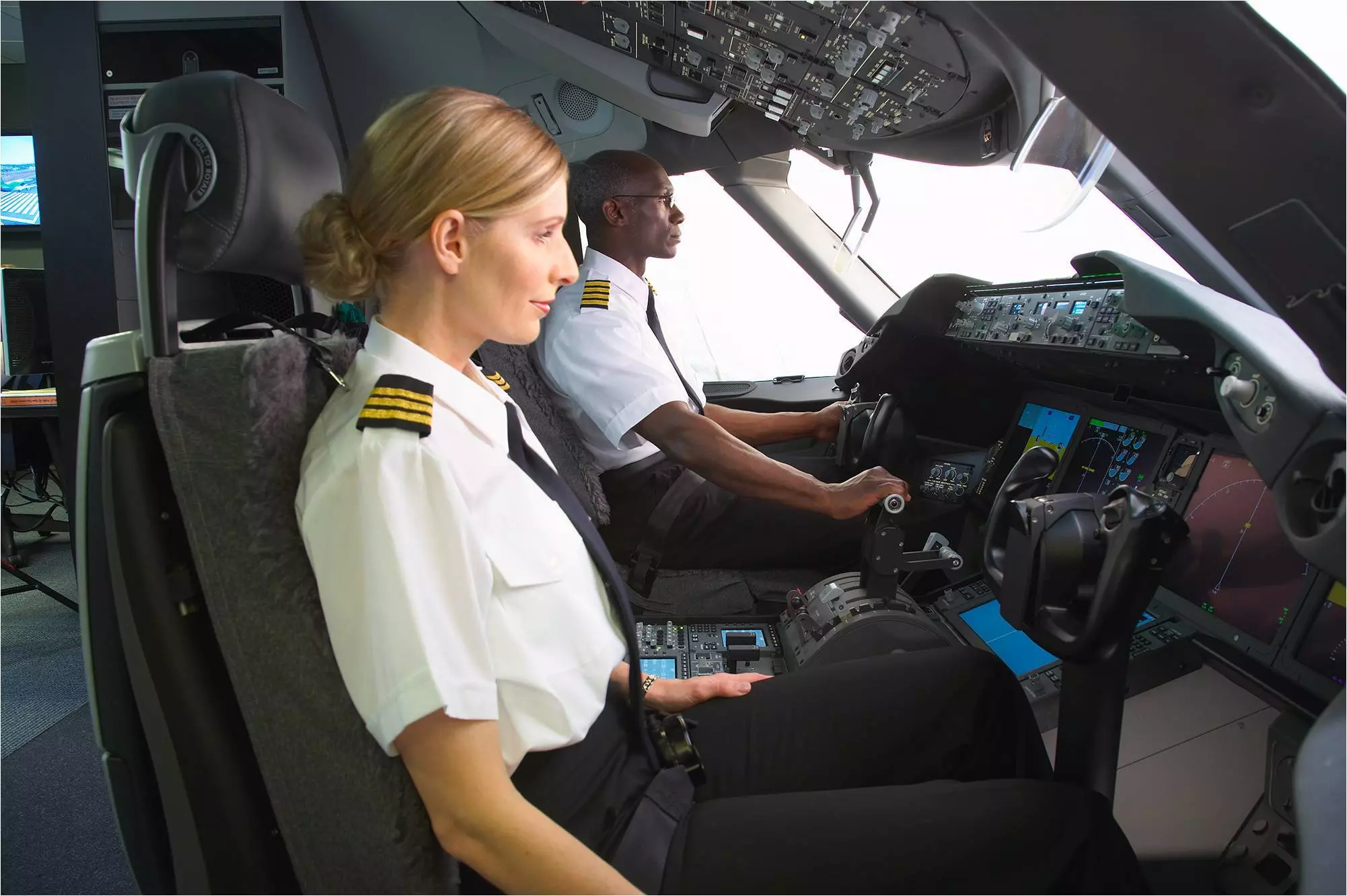 Исповедь пилота «аэрофлота»: безопасность наше руководство интересует меньше, чем их премии
