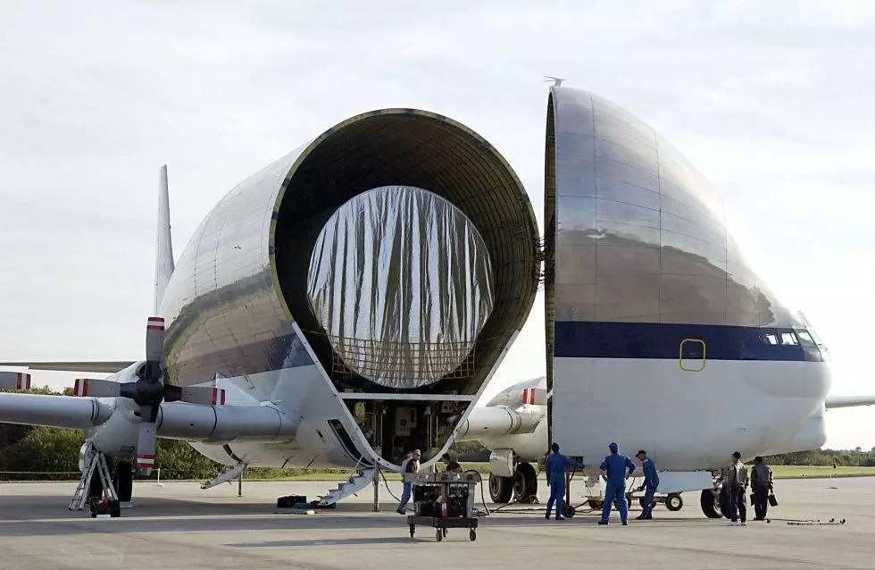 Топ-10 самых больших самолетов на планете: гиганты мировой авиации