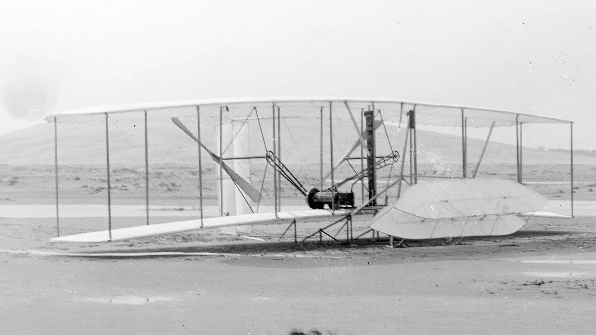 Первый пассажирский самолет в мире