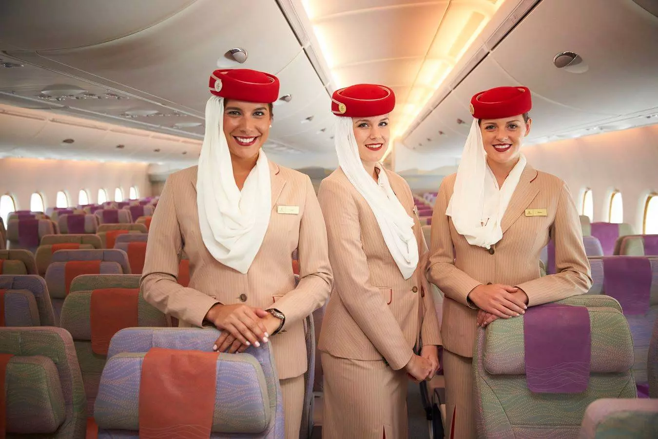 Совершенный парк самолетов авиакомпании emirates