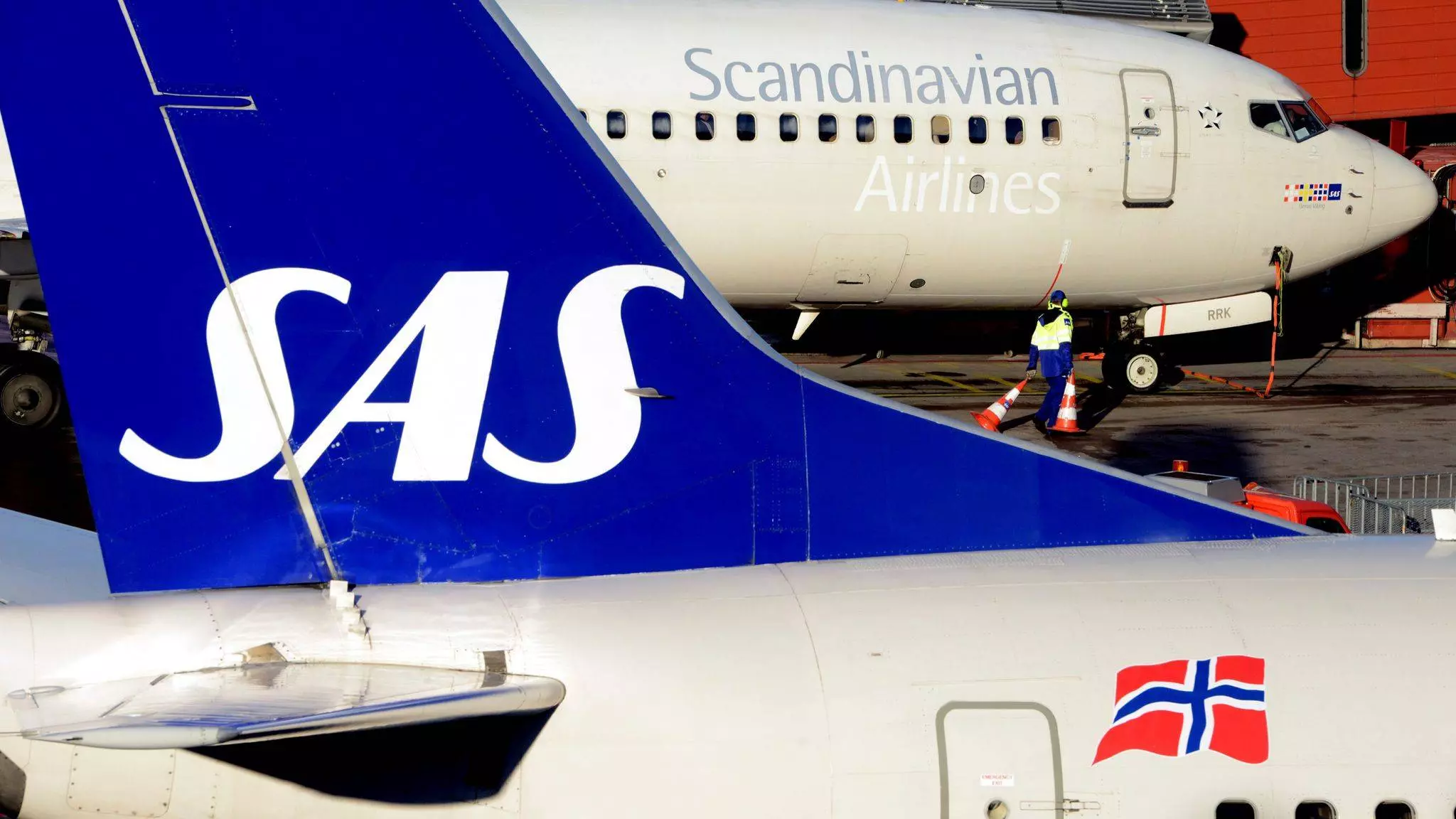 Мультинациональная авиакомпания sas (scandinavian airlines system)