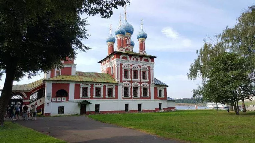 Готовый маршрут по Золотому Кольцу России на машине из Москвы