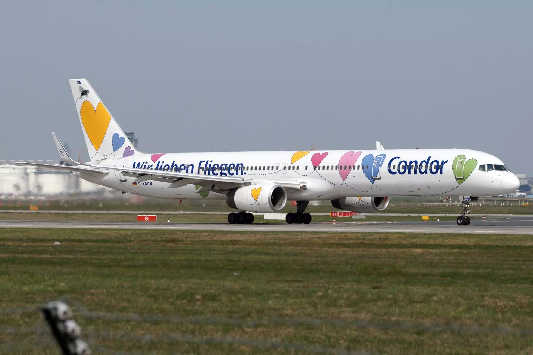 Немецкая авиакомпания «Condor Airlines»