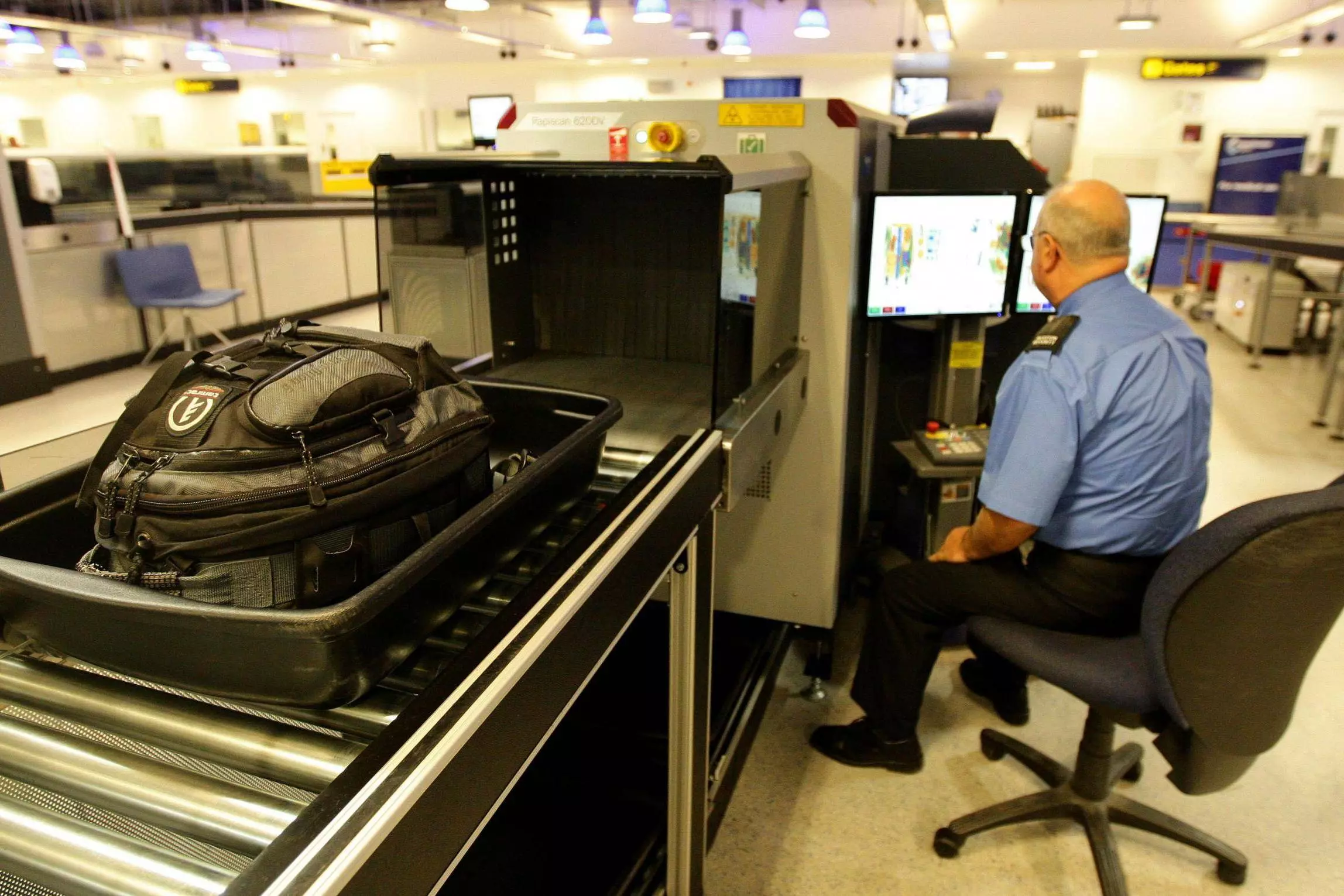 Могут ли рентгеновские сканеры в аэропорту повредить ваш телефон или ноутбук? - gadgetshelp,com