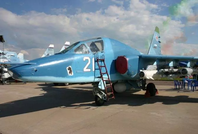 Штурмовик Су-25: фото, технические характеристики, вооружение