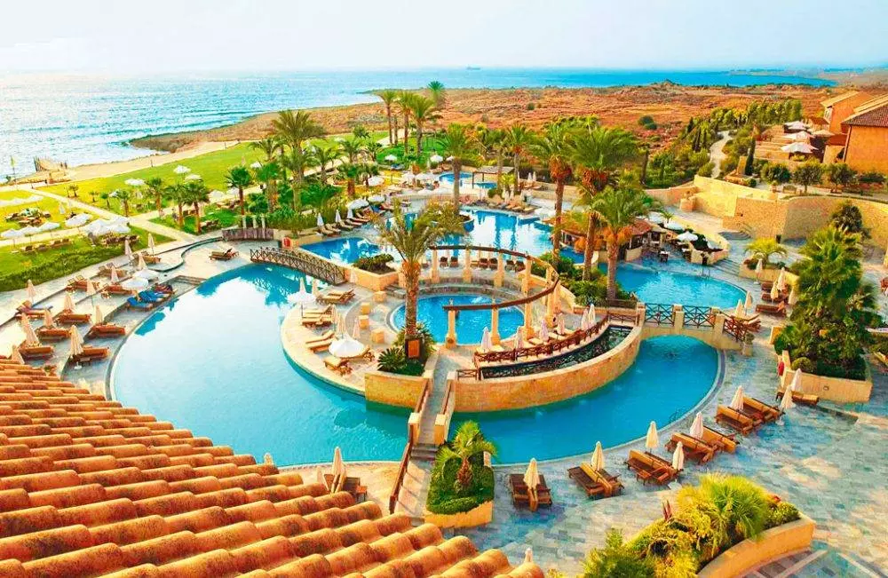 Стоимость перелета Москва — Кипр