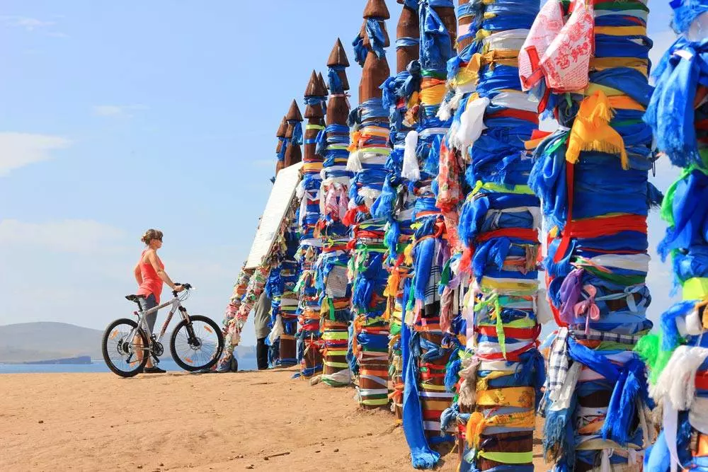 Дикий-дикий Ольхон: гид по бюджетному отдыху на Байкале