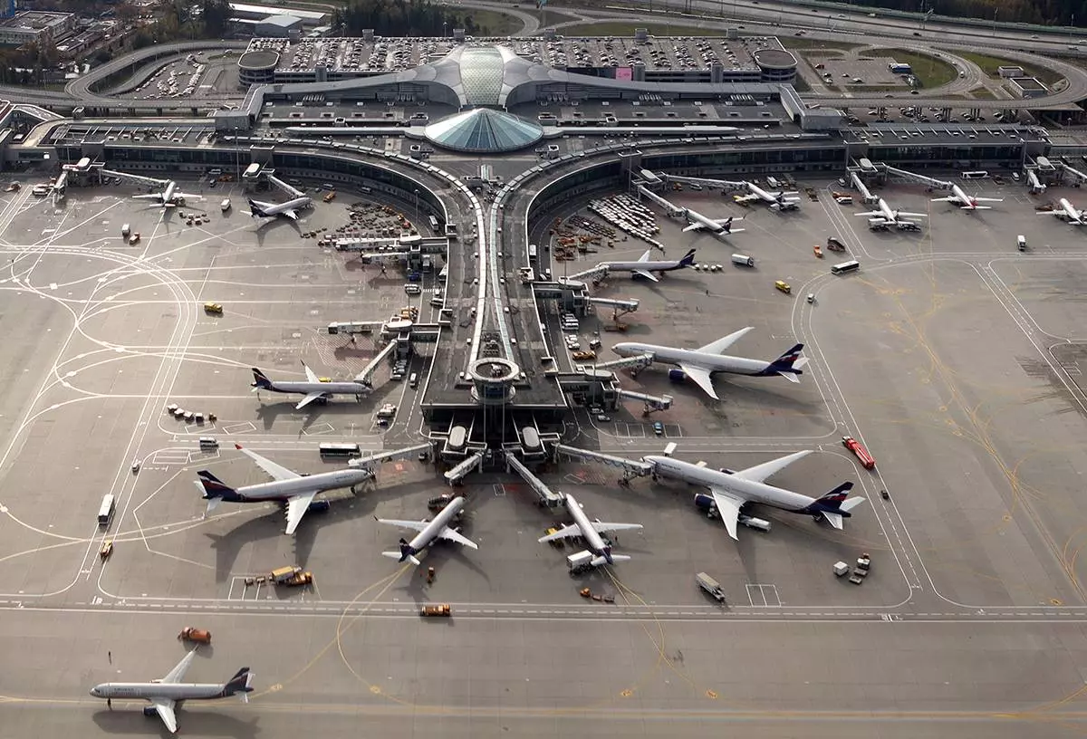 Сколько аэропортов в москве: самый большой, близкий к центру.