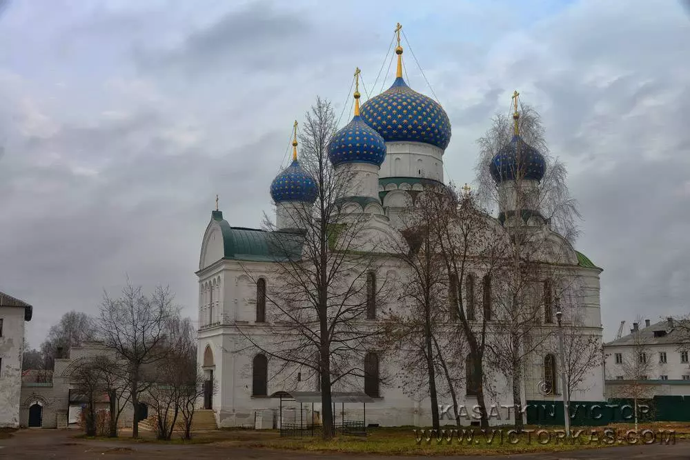 Готовый маршрут по Золотому Кольцу России на машине из Москвы