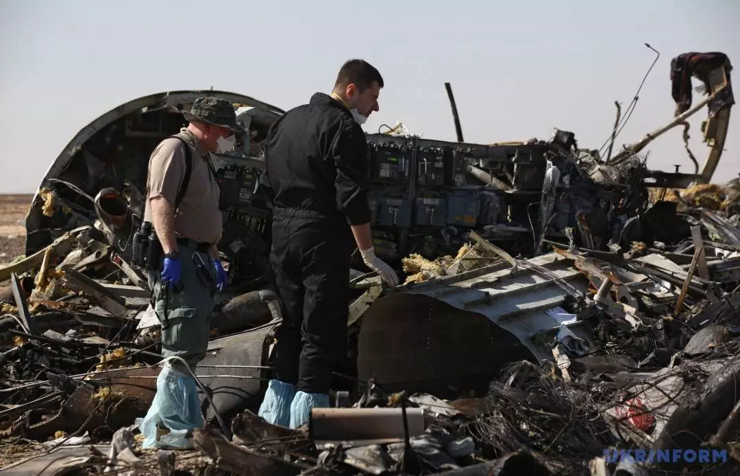 Черный ящик самолета упавшего в египте: слушать запись