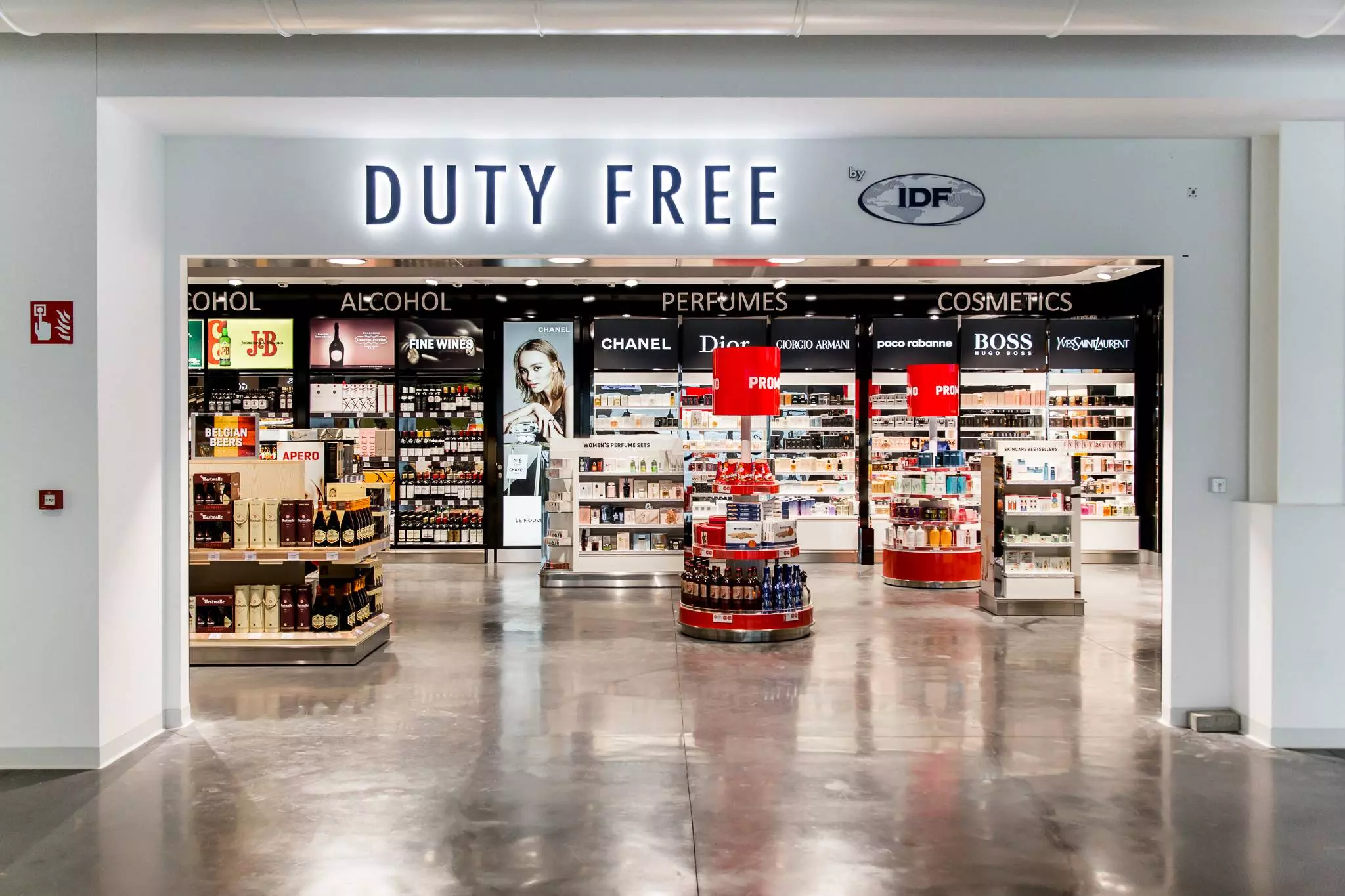 Что такое duty free в аэропорту, почему товары там дешевле?