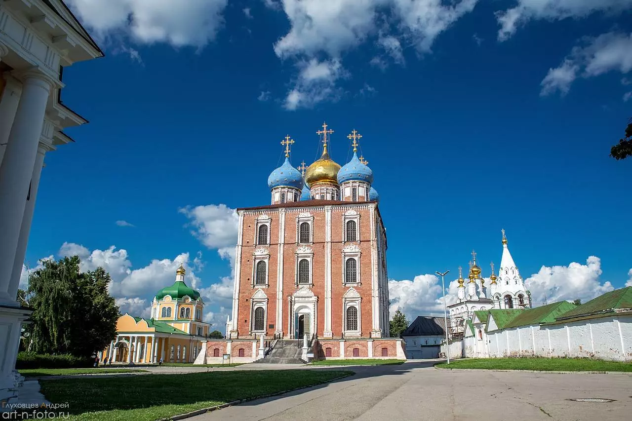 Рязанский кремль: история, описание, фото