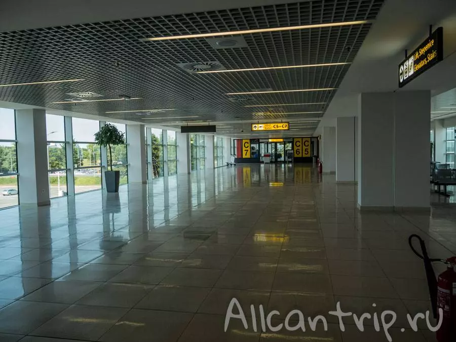 Международный аэропорт Белград имени Николы Теслы