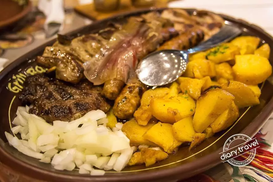 Где можно поесть в Будве?