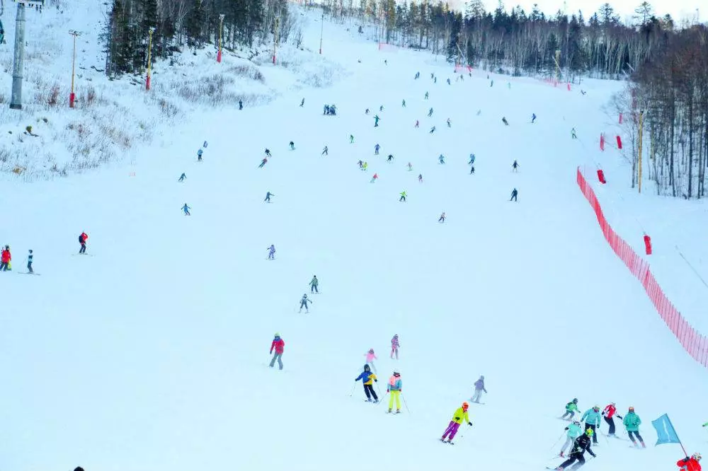 Где находится Домбай — на карте России, горнолыжный курорт, горы Кавказа