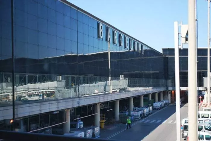 Аэропорт барселона (barcelona airport). официальный сайт.