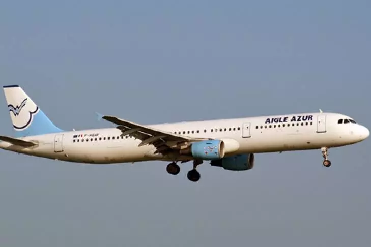Все об официальном сайте авиакомпании эйгл азур (zi aaf): регистрация