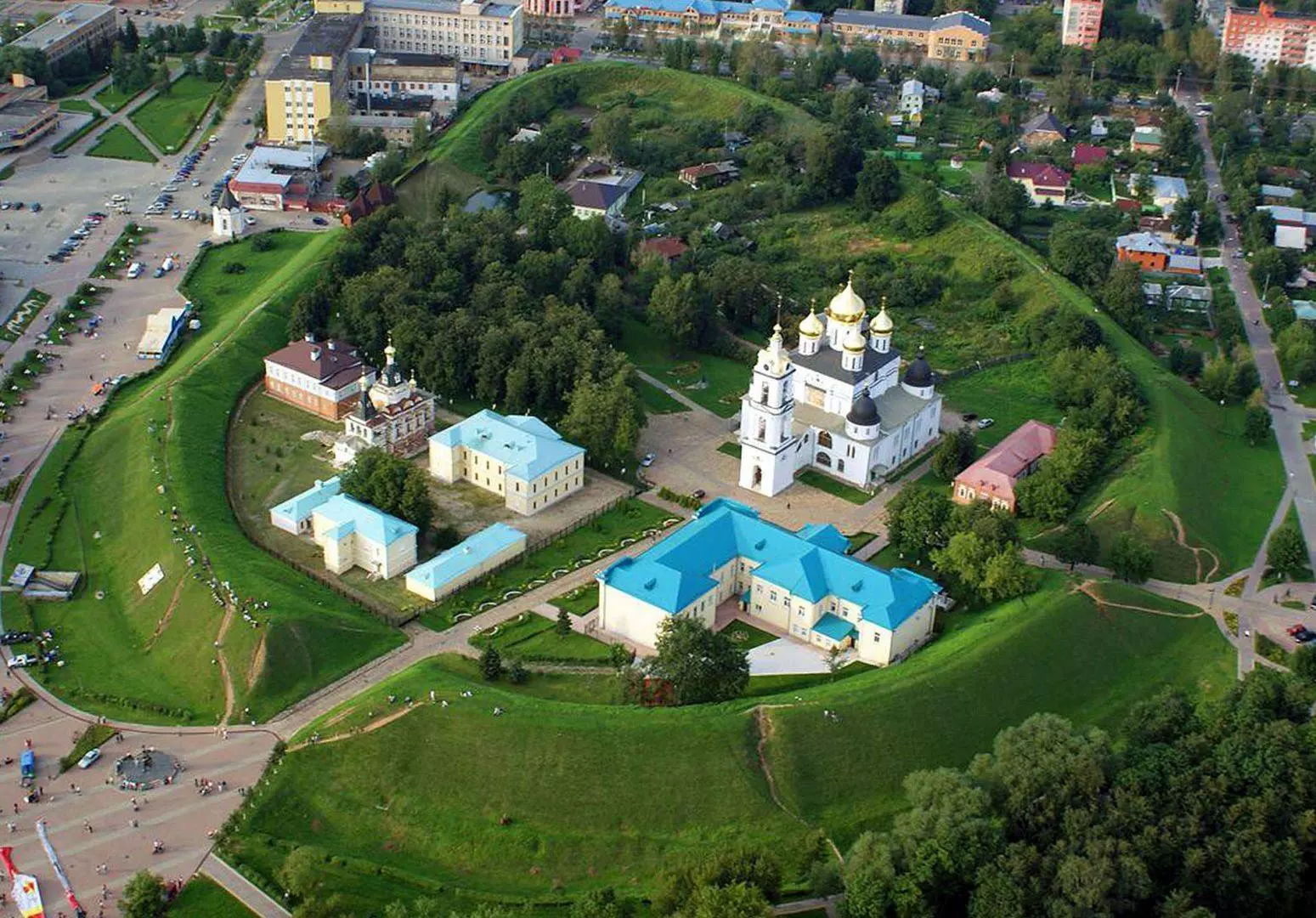 Город дмитров и его главные достопримечательности с описанием и фото