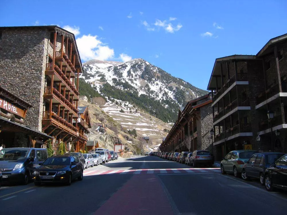 Андорра: что посмотреть, как добраться, гостиницы, горнолыжные курорты
