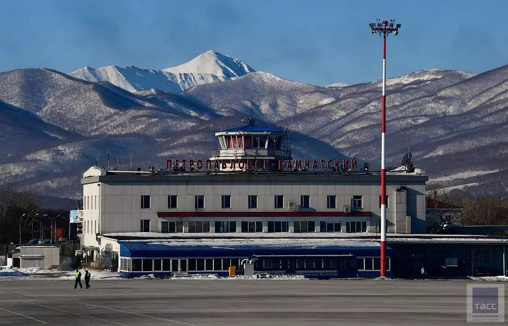 Аэропорт елизово (petropavlovsk-kamchatskiy), петропавловск-камчатский, заказ авиабилетов