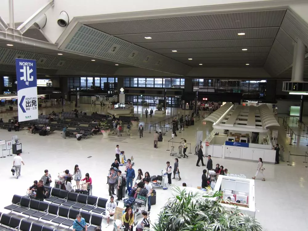 Аэропорт нарита (токио, япония): обзор международного аэропорта, как до него добраться и какие услуги можно получить