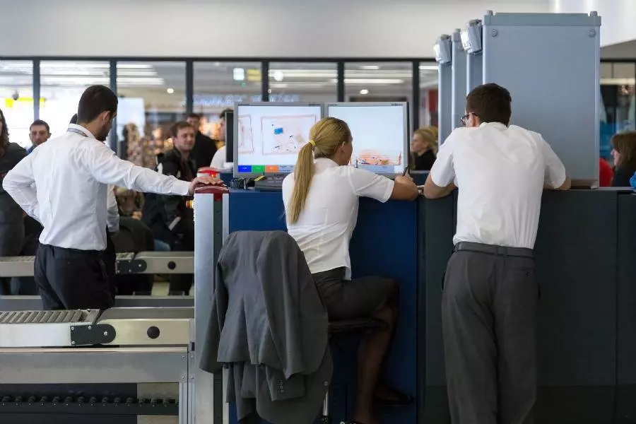 Можно ли провозить лак для волос в ручной клади