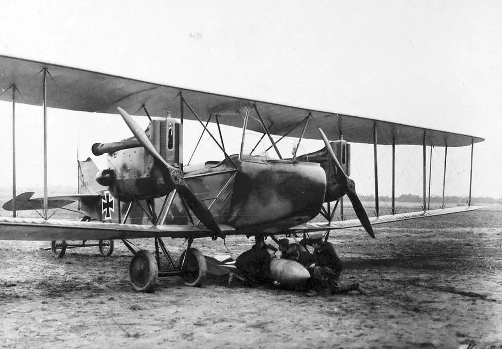 Самолеты i мировой войны: фото, названия, описание