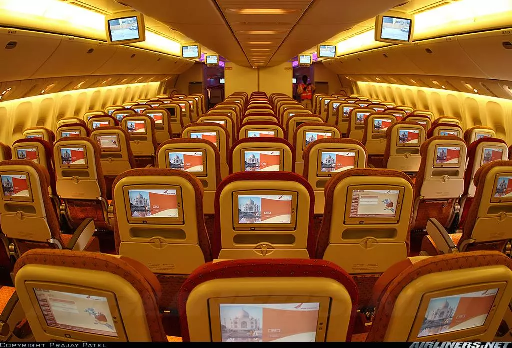 Сколько стоит билет бизнес класса в самолёте? (в сравнении с обычным билетом на тот же рейс)