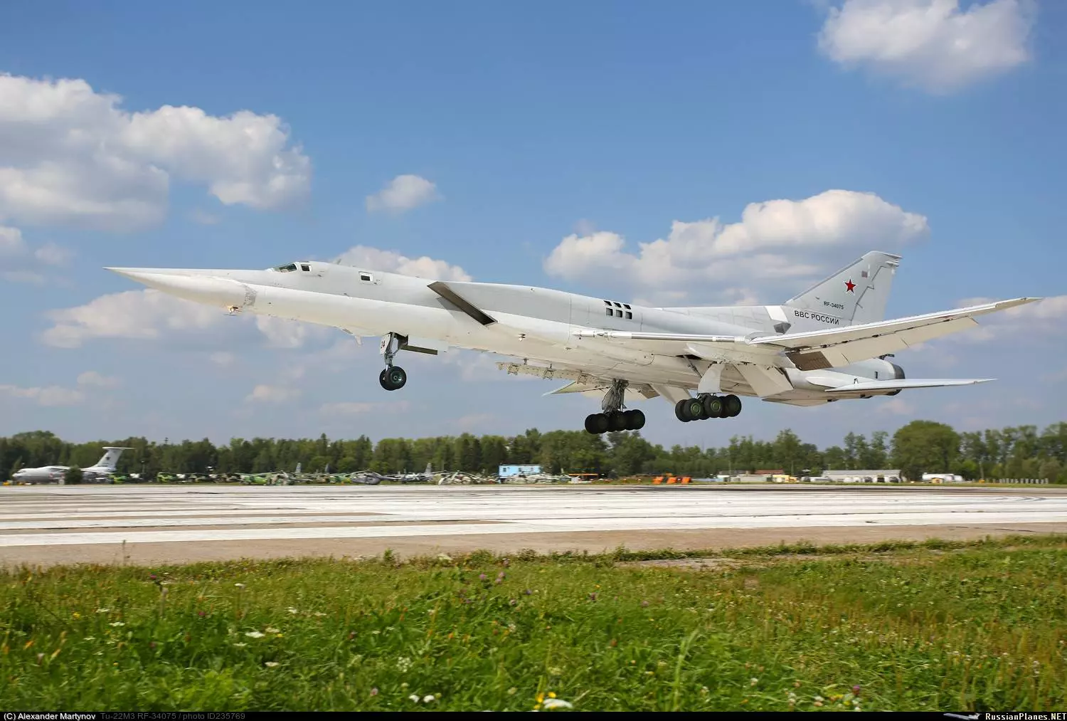 Нехороший • промышленная фотография: производство самолётов ту-160, ту-22м3 и ту-214. каз им. горбунова (48 фото)