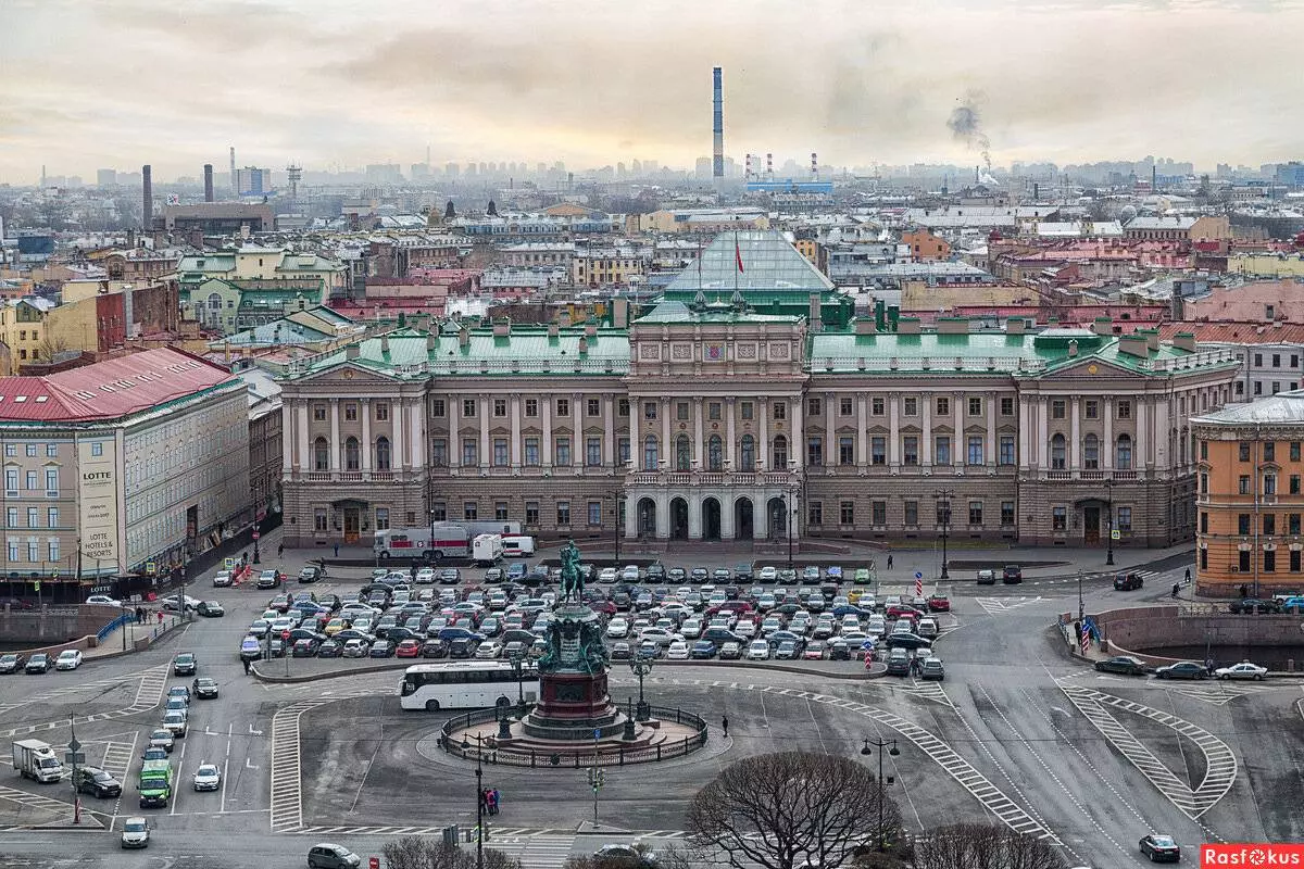 Сенатская площадь —архитектурный ансамбль в санкт-петербурге с богатой историей