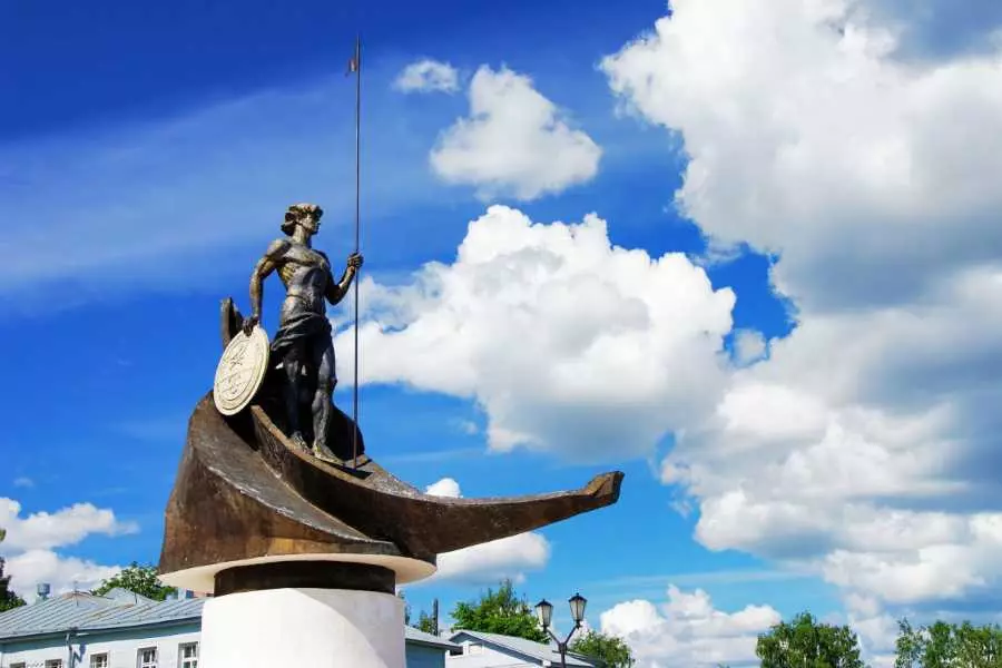 Какие официальные памятники истории и культуры карелии?