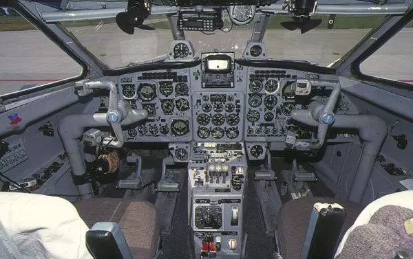Технические характеристики самолета ЯК-40