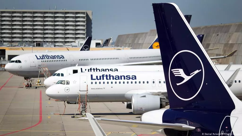 Lufthansa - флагманский авиаперевозчик германии, крупнейший авиаконцерн европы