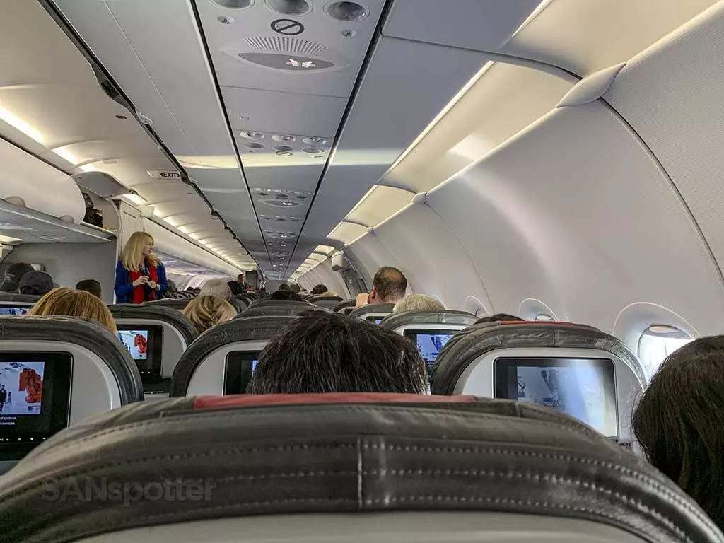 Американская авиакомпания «United Airlines» (Юнайтед Эйрлайнс)