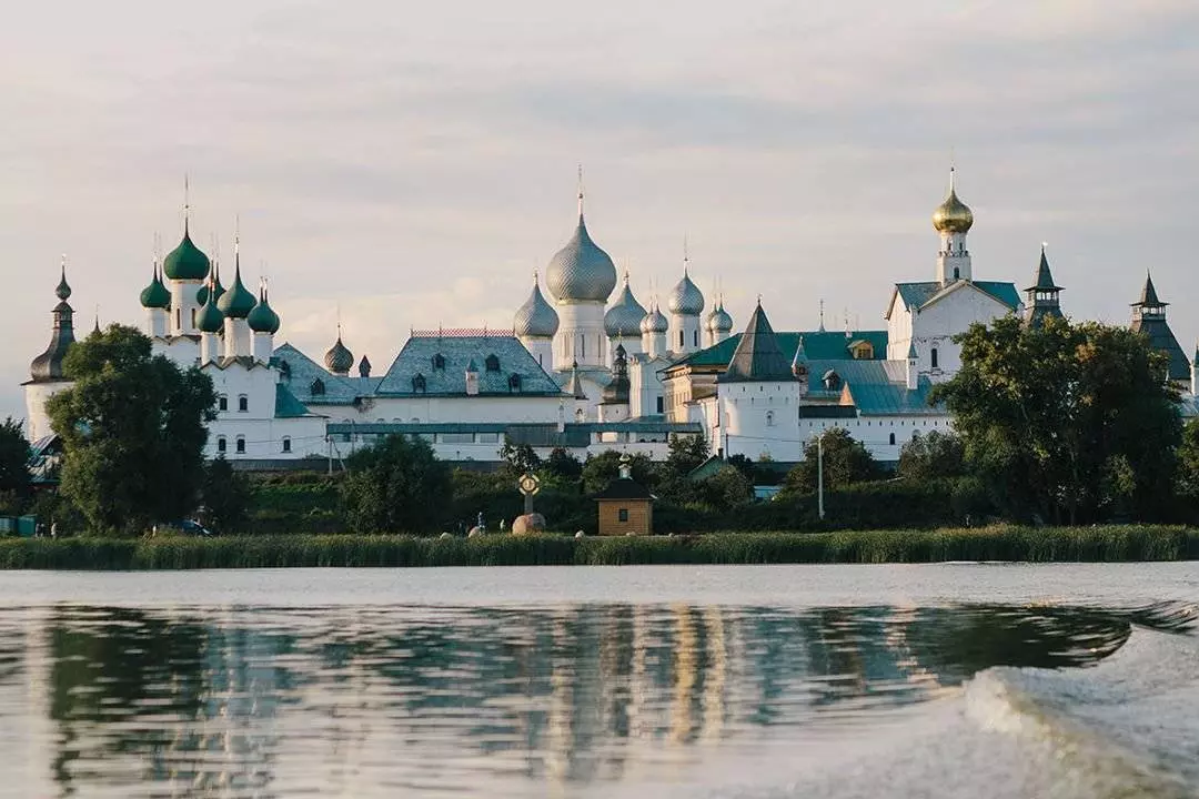 Достопримечательности ростова великого: кремль и озеро неро