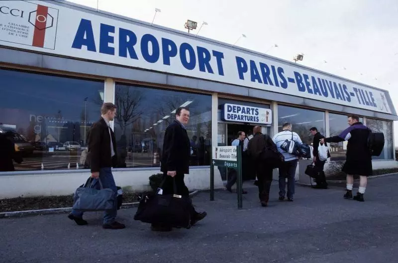 Как добраться из аэропорта Бове в Париж