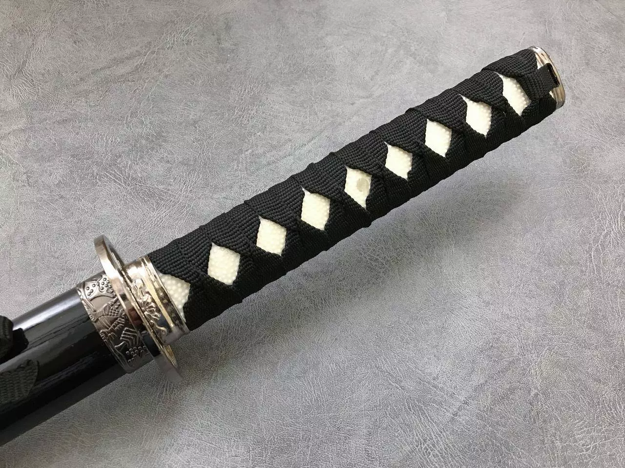 Катана – японский меч с длинной историей