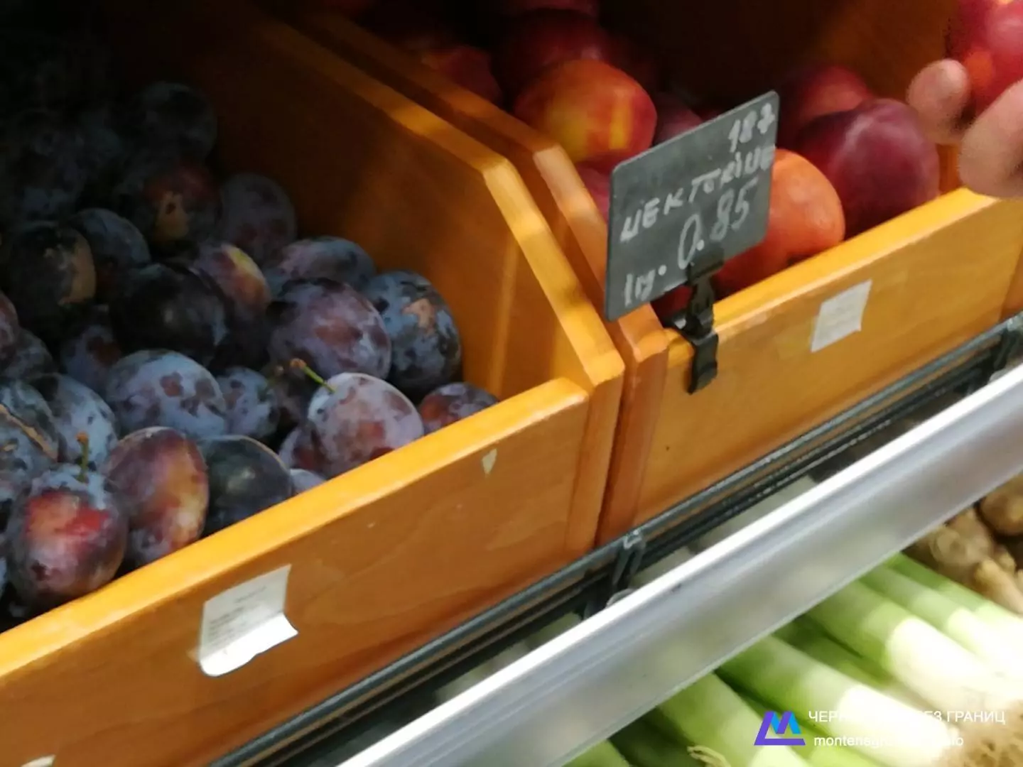 Фрукты в Черногории