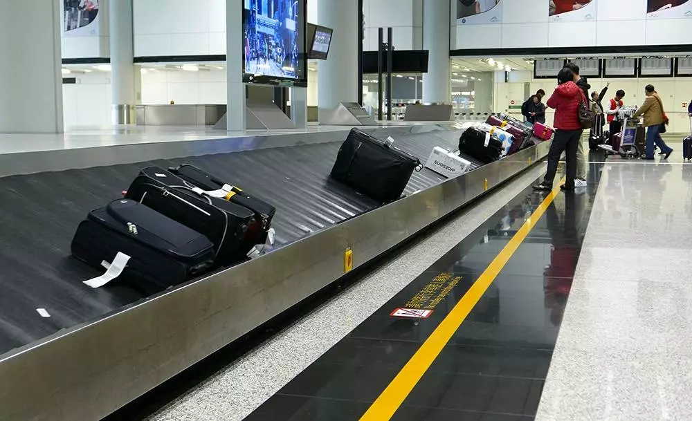 Что делать, если потерялся багаж в аэропорту - наш багаж