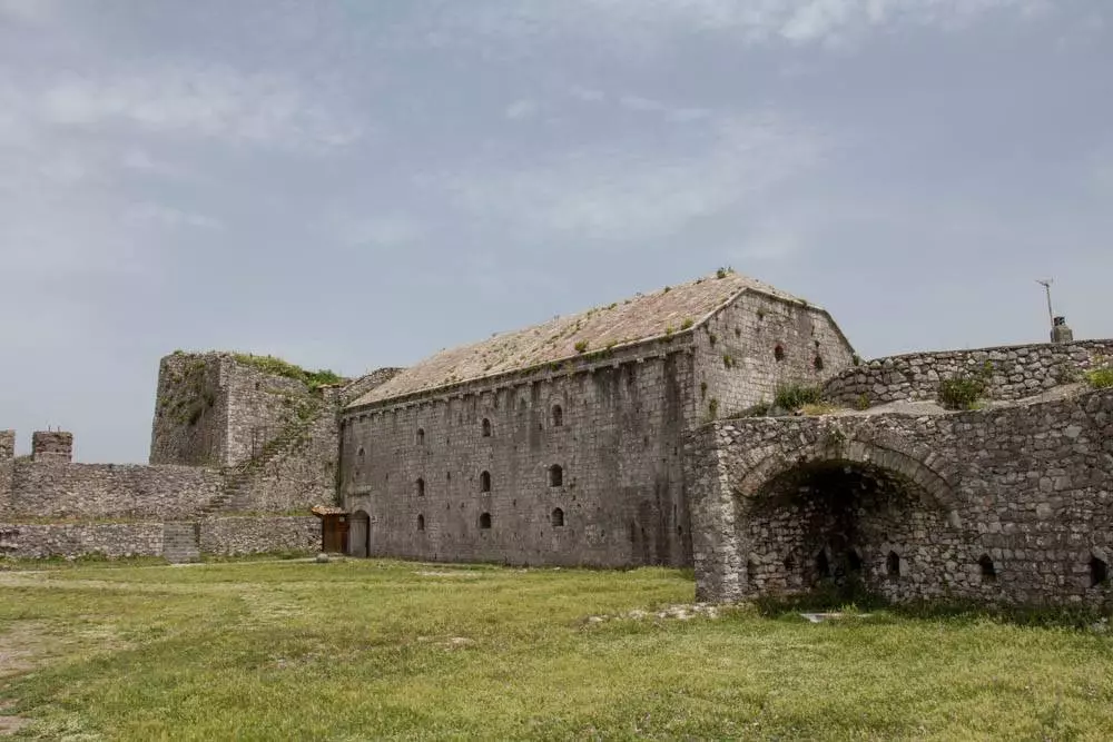 Форт Лесендро