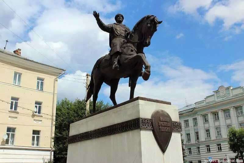 Памятник князю михаилу тверскому описание и фото - россия - центральный р-н: тверь