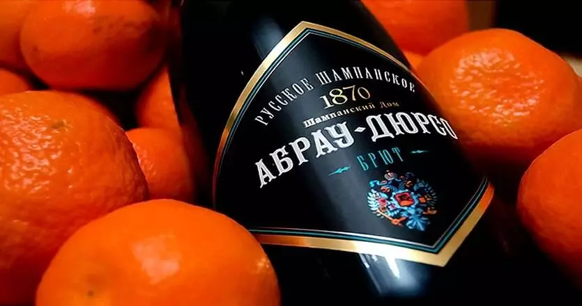 Что привезти из Казани в подарок: 21 вариант сувениров с душой