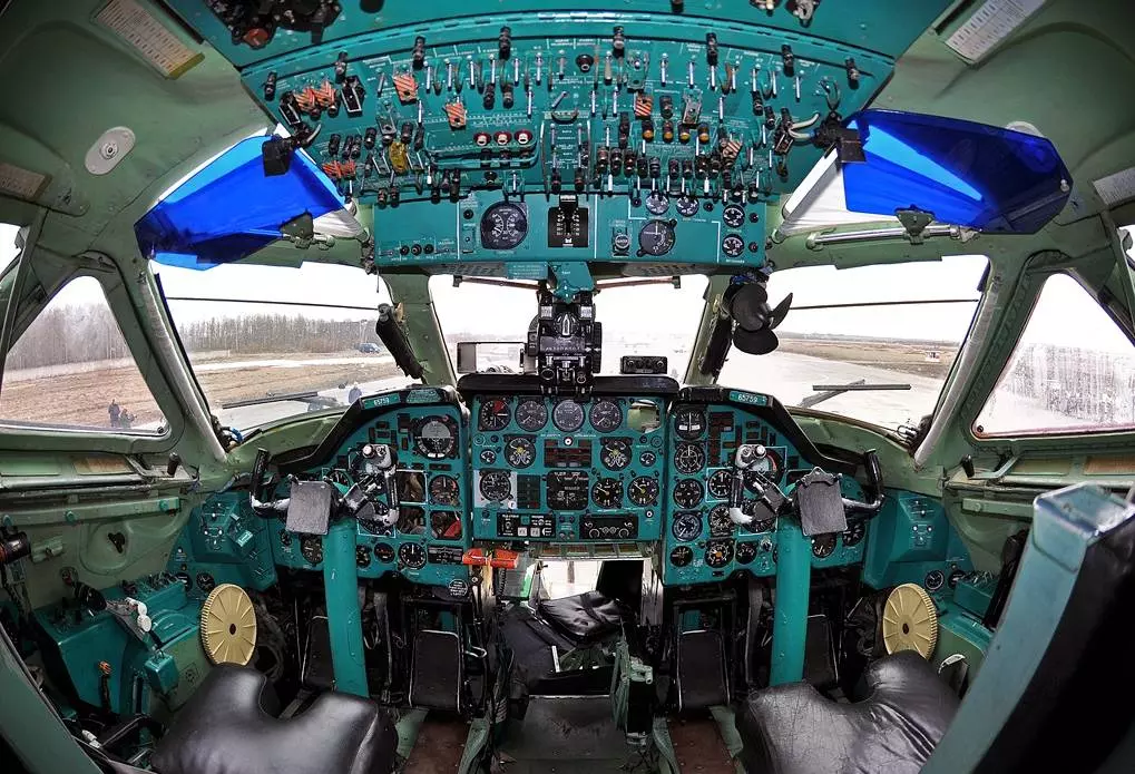 Ту-134убл: технические и летные характеристики, фото самолета с острым носом