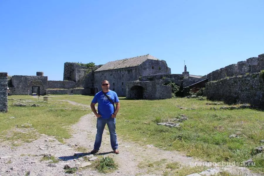 Из Черногории в Албанию на один день