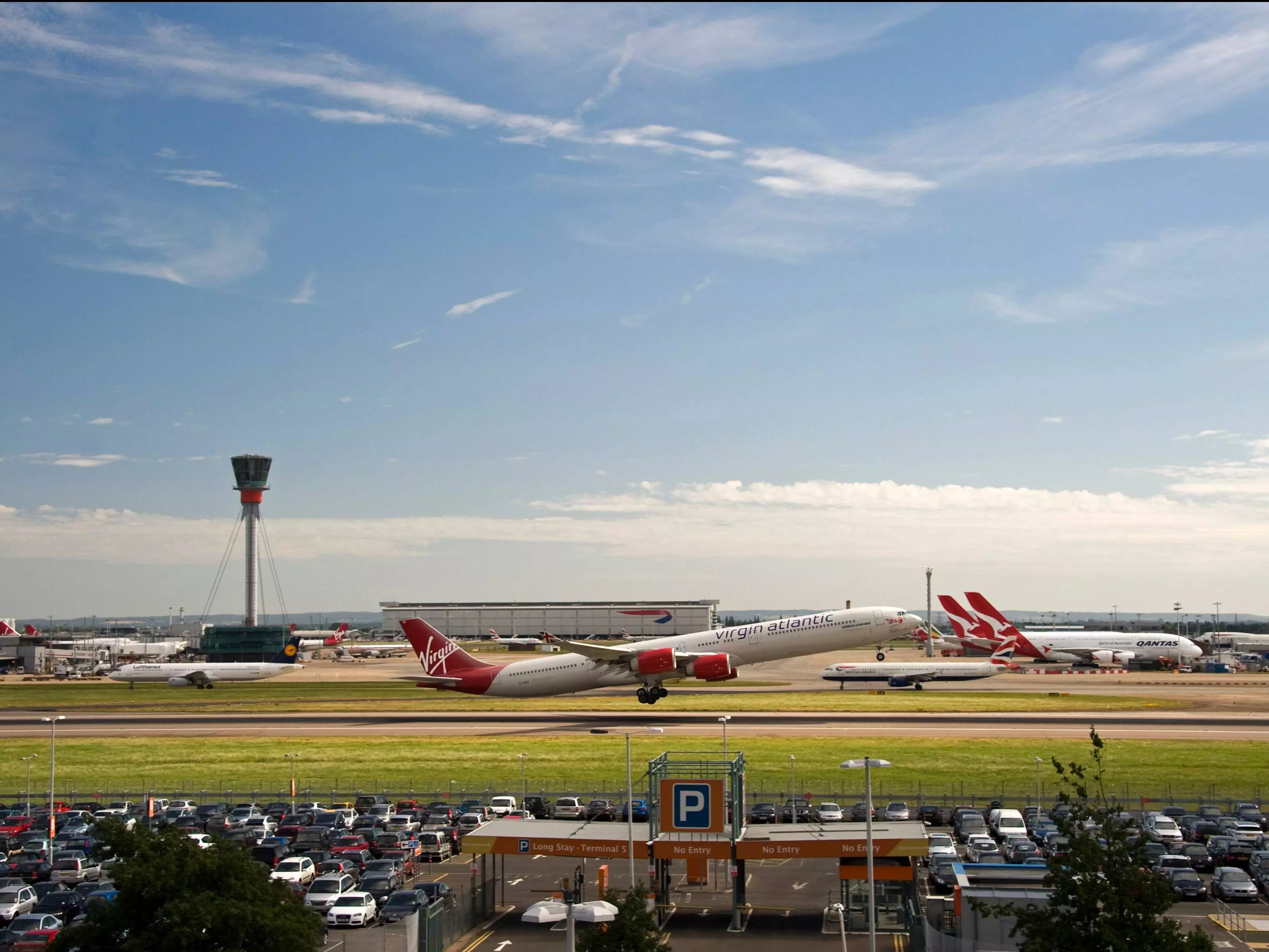 Обзор международных аэропортов великобритании