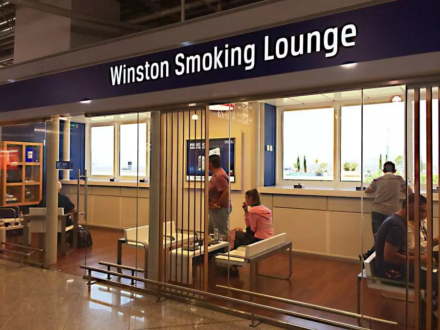 Где можно курить в аэропортах внуково, домодедово, шереметьево