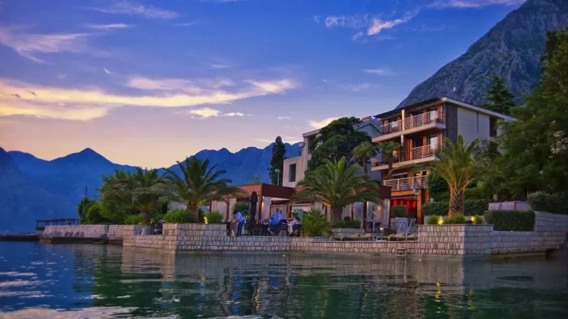 Магазины в Старом Городе Котор