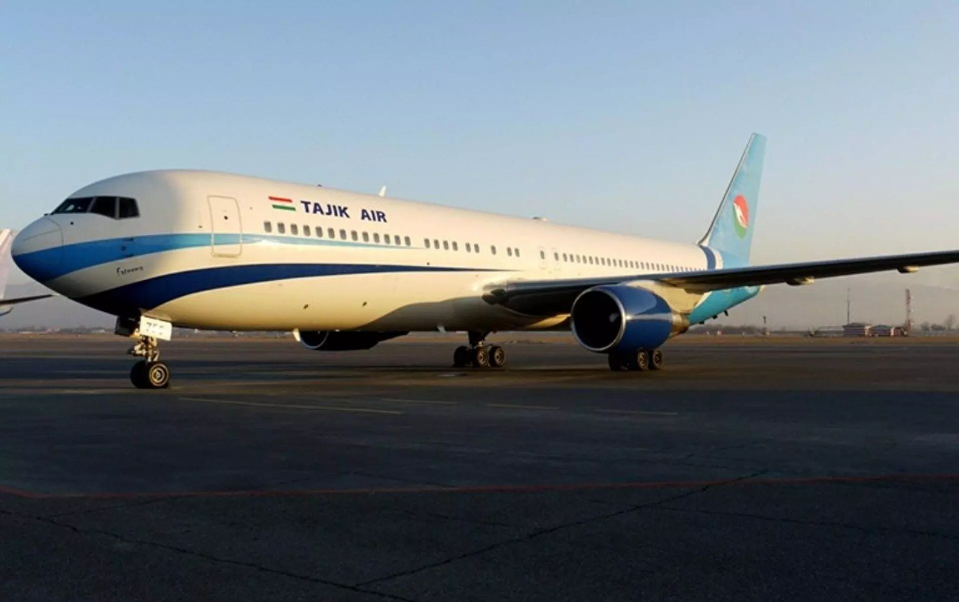 Таджик эйр (tajik air): обзор национальной авиакомпании таджикистана, направления перелетов таджикских авиалиний, отзывы пассажиров