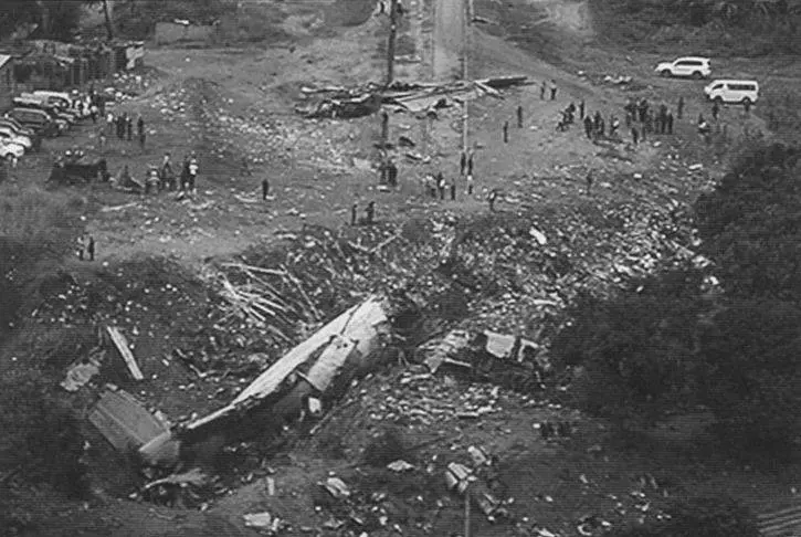Катастрофа ил-18 аэрофлота в ленинграде в 1974 году. самолет пассажиры и экипаж и несчастный случай